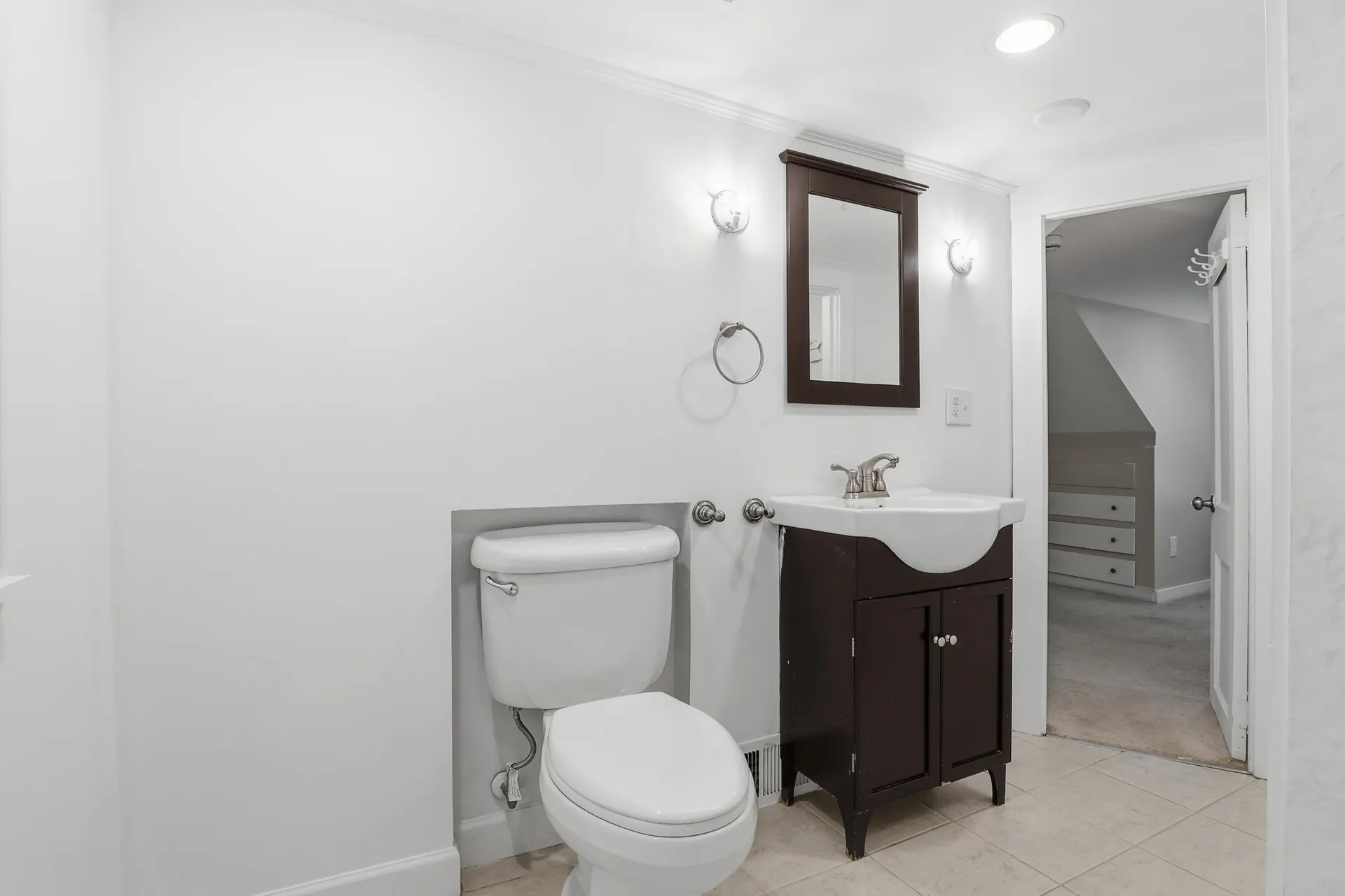 291 Mast Road Manchester NH 03102