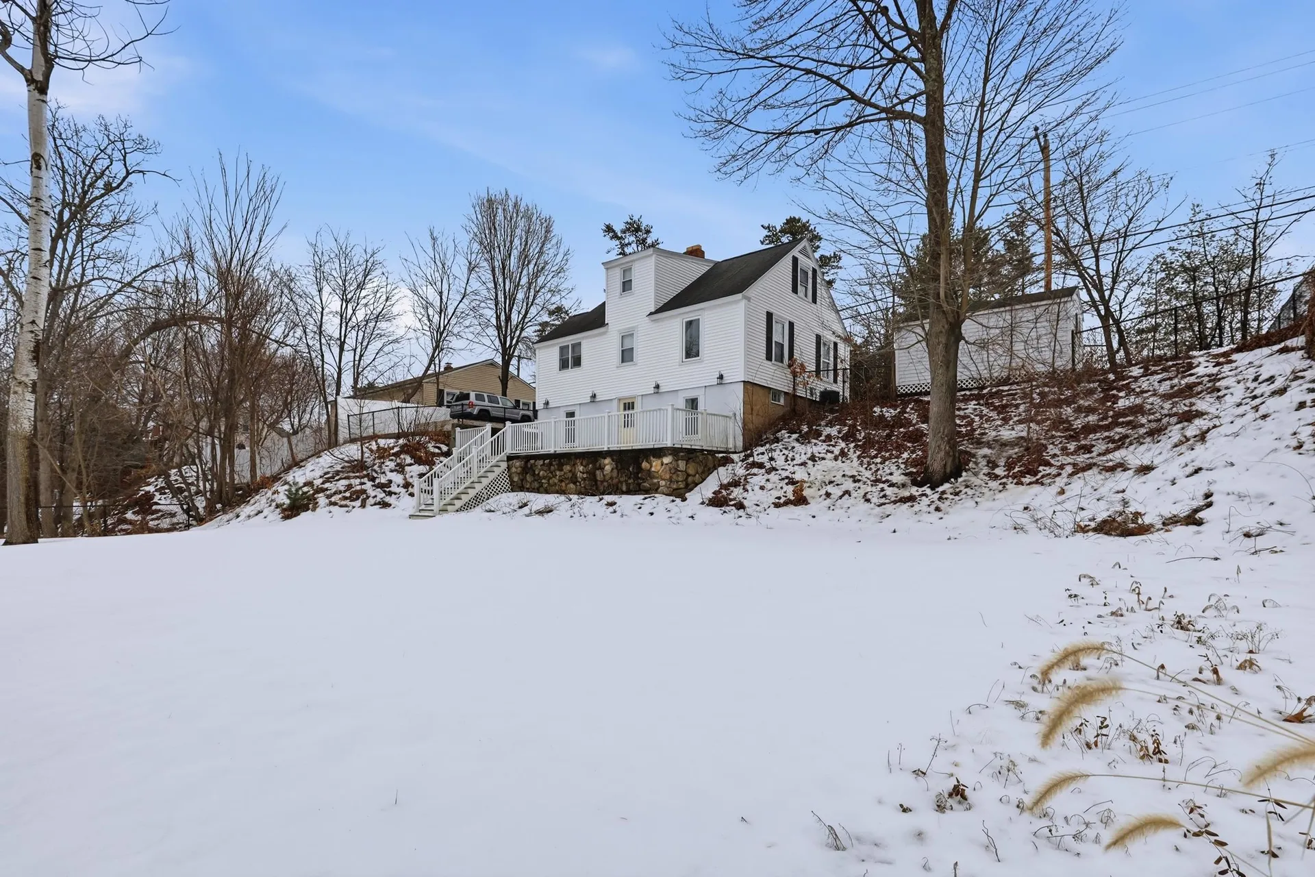 291 Mast Road Manchester NH 03102