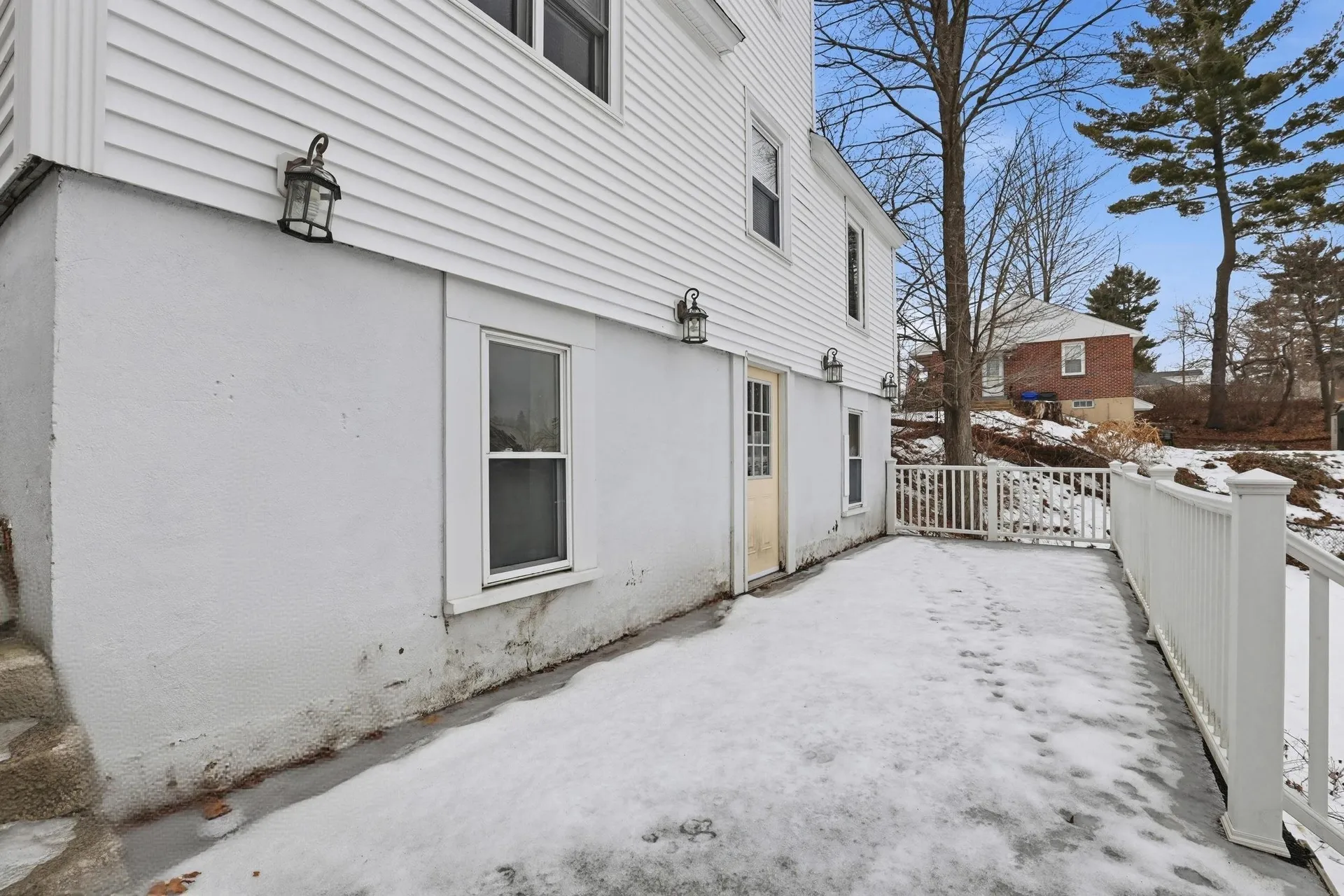 291 Mast Road Manchester NH 03102