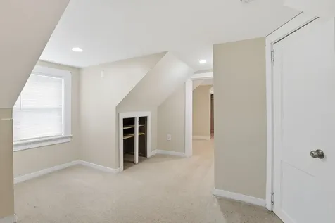 291 Mast Road Manchester NH 03102