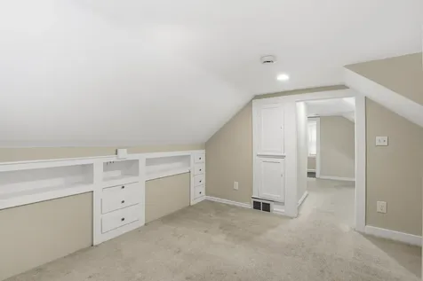 291 Mast Road Manchester NH 03102