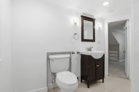 291 Mast Road Manchester NH 03102