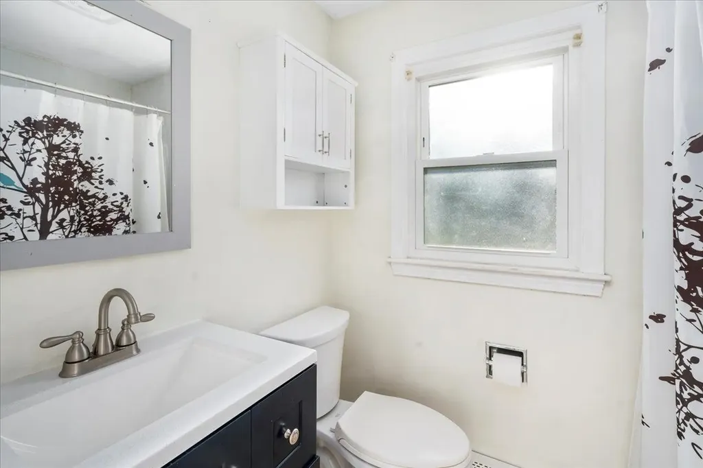 53 River Road Allenstown NH 03275