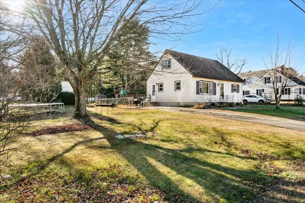 53 River Road Allenstown NH 03275