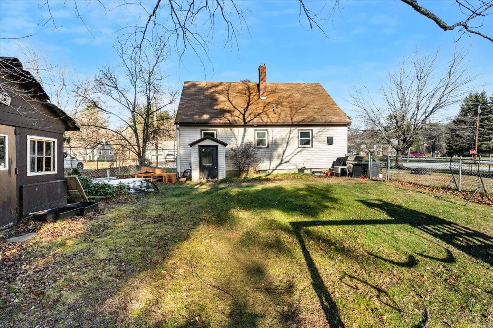 53 River Road Allenstown NH 03275