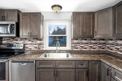 53 River Road Allenstown NH 03275