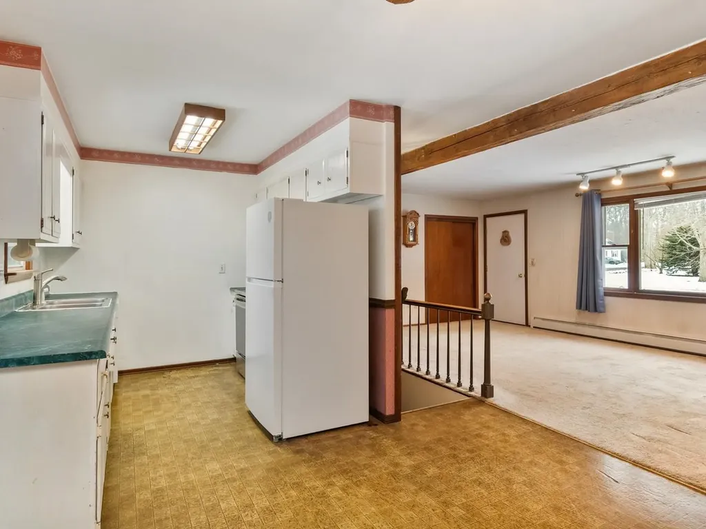 6 Gazo Avenue Burlington VT 05408