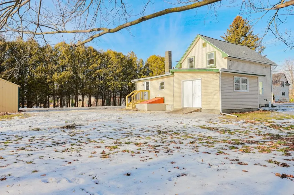 88 Aldis Street St. Albans City VT 05478