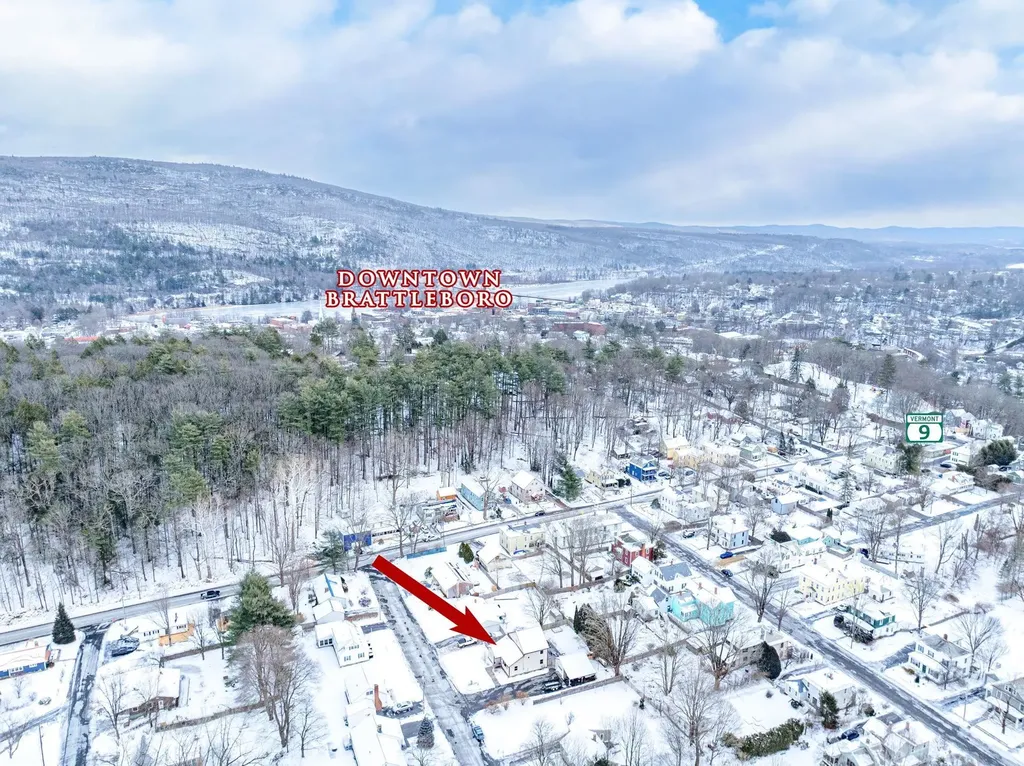 24 Laurel Street Brattleboro VT 05301