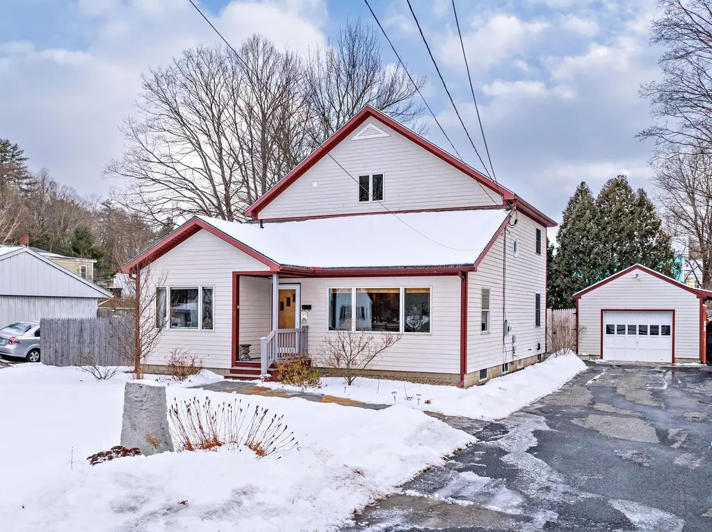 24 Laurel Street Brattleboro VT 05301