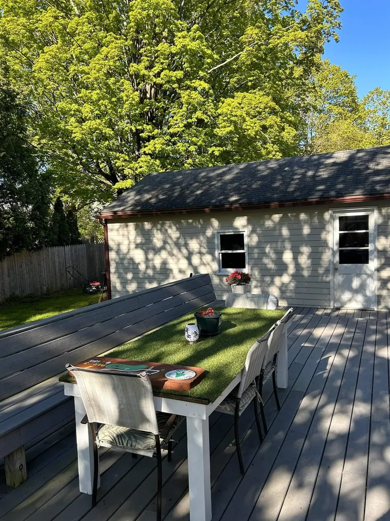 24 Laurel Street Brattleboro VT 05301