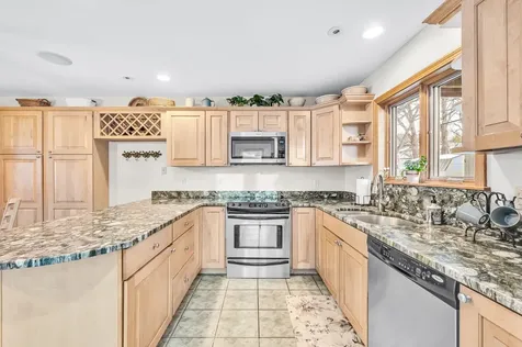 24 Laurel Street Brattleboro VT 05301