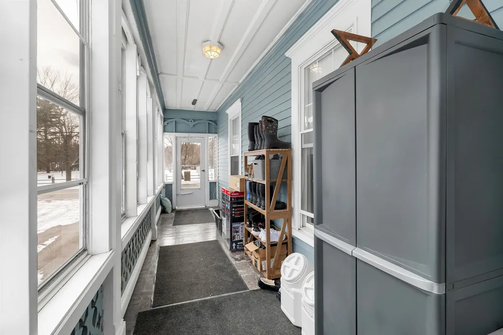 77 Central Street Farmington NH 03835