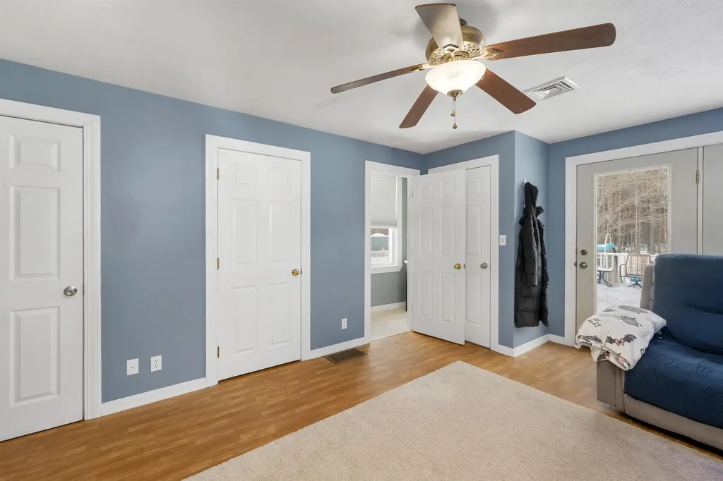 77 Central Street Farmington NH 03835