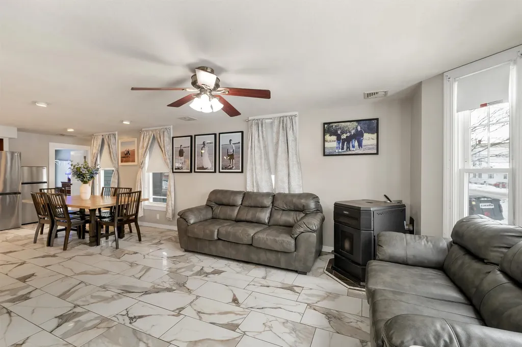 77 Central Street Farmington NH 03835