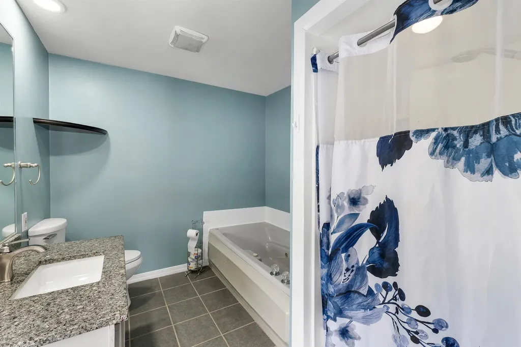 77 Central Street Farmington NH 03835