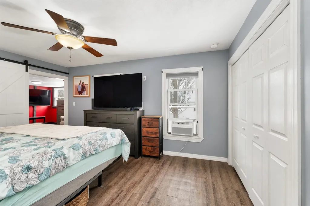 77 Central Street Farmington NH 03835