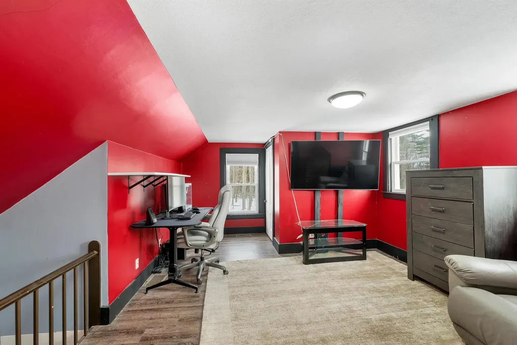 77 Central Street Farmington NH 03835