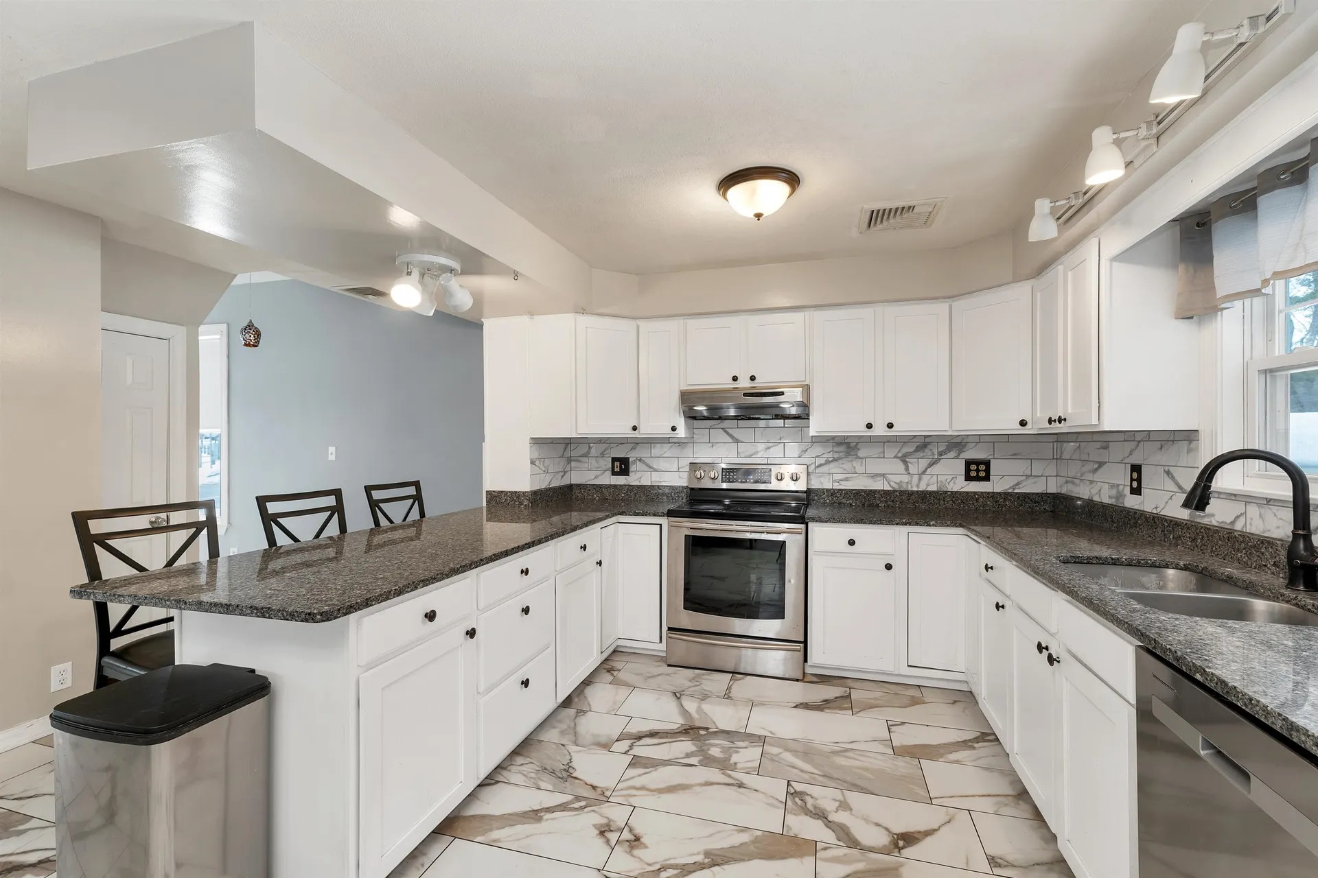 77 Central Street Farmington NH 03835