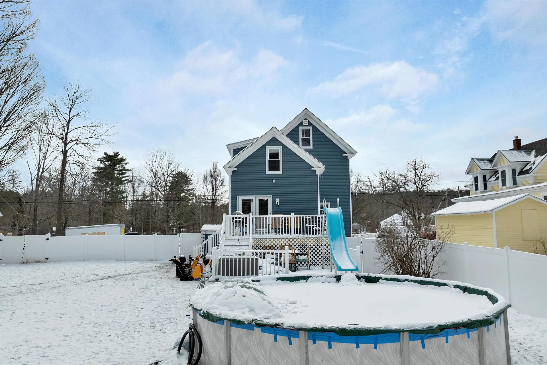 77 Central Street Farmington NH 03835