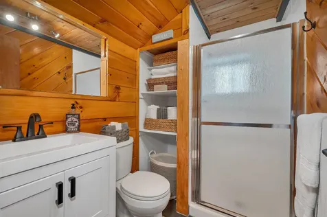 22 Jungfrau Road Madison NH 03849