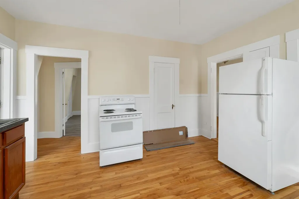 47 Pearl Street Laconia NH 03246