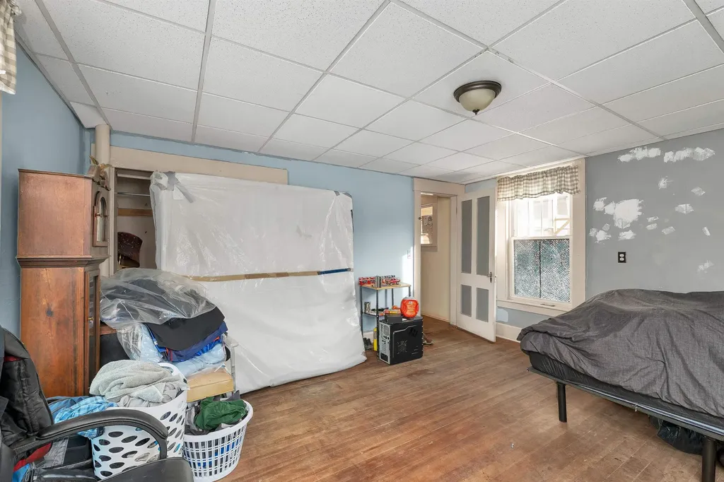 47 Pearl Street Laconia NH 03246