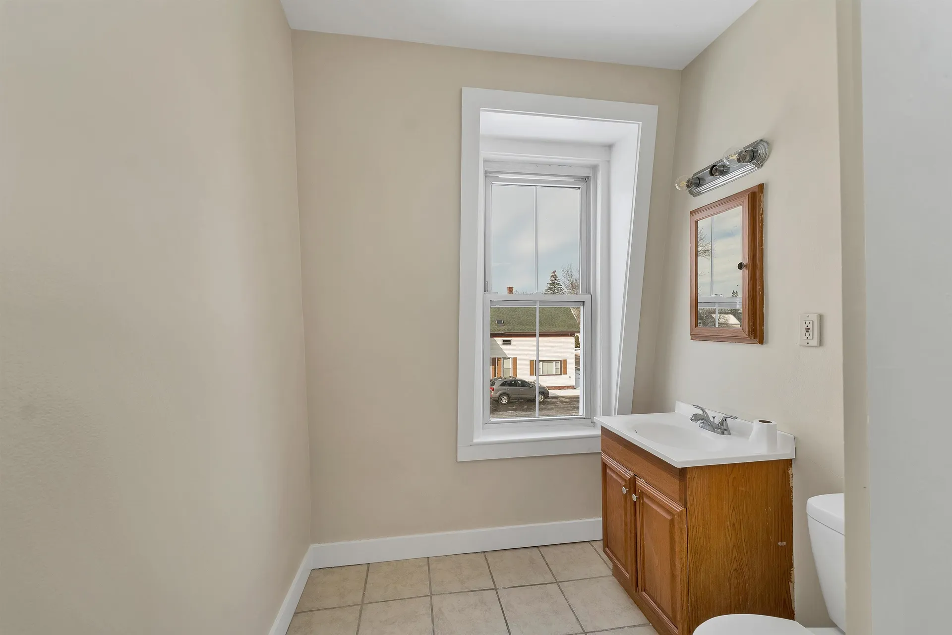 47 Pearl Street Laconia NH 03246