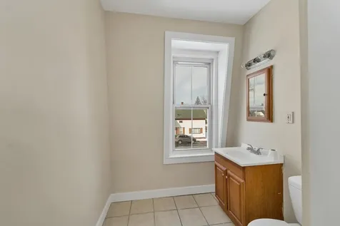 47 Pearl Street Laconia NH 03246