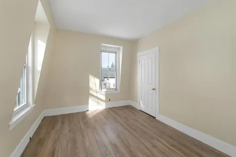 47 Pearl Street Laconia NH 03246