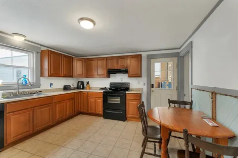 47 Pearl Street Laconia NH 03246