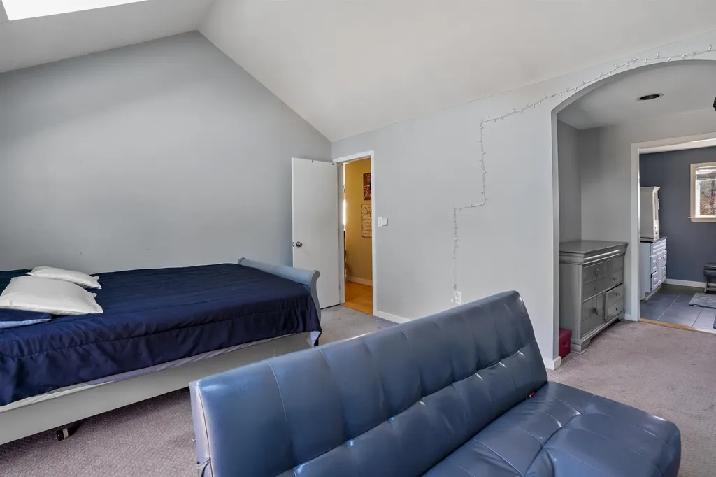 417 Candia Road Chester NH 03036