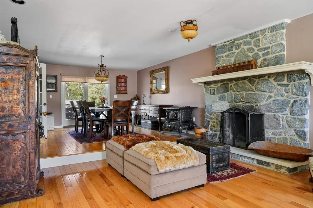 417 Candia Road Chester NH 03036