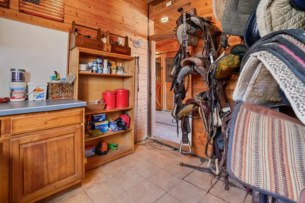 417 Candia Road Chester NH 03036