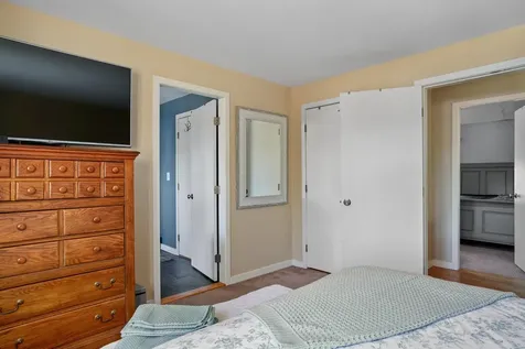 417 Candia Road Chester NH 03036