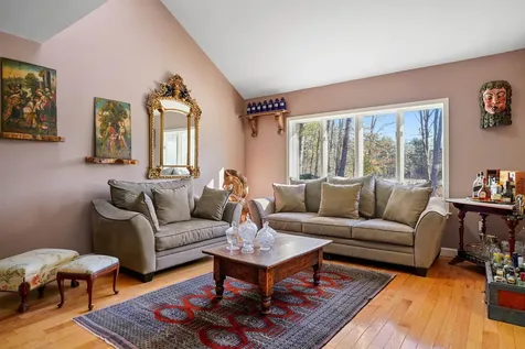 417 Candia Road Chester NH 03036