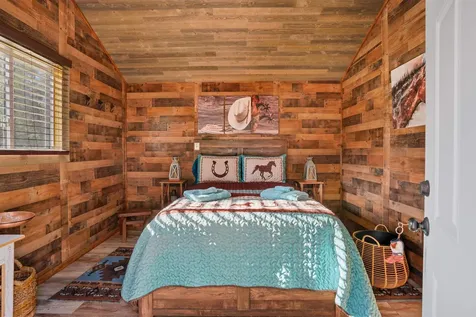 417 Candia Road Chester NH 03036