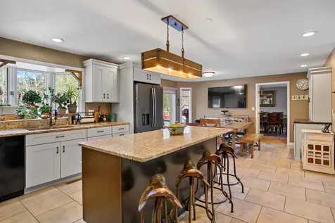 417 Candia Road Chester NH 03036