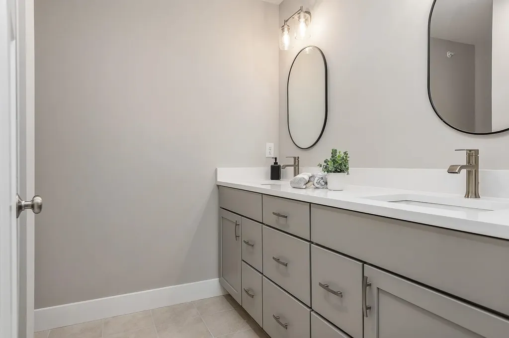 35 Eden Lane Portsmouth NH 03801