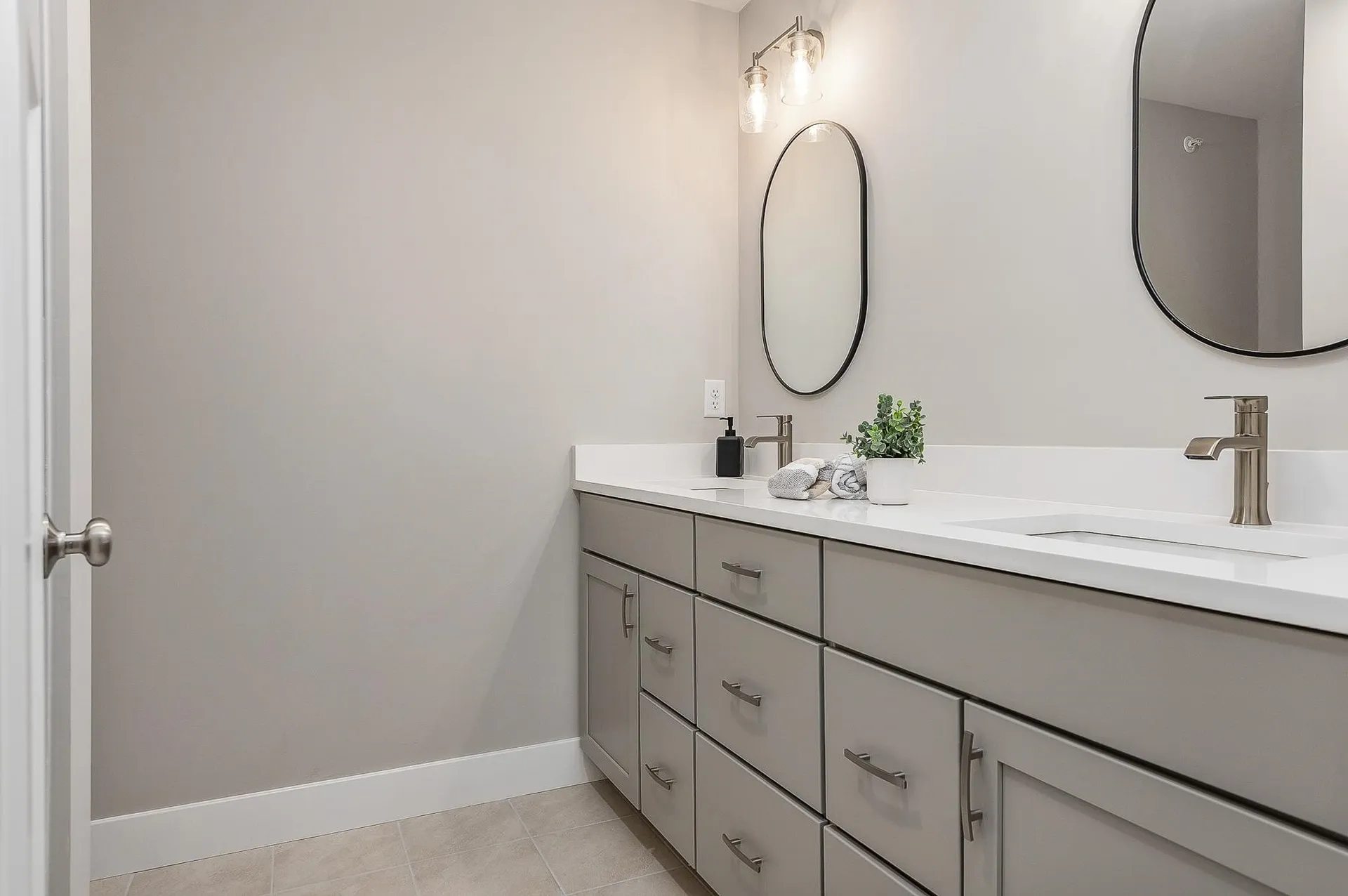 35 Eden Lane Portsmouth NH 03801