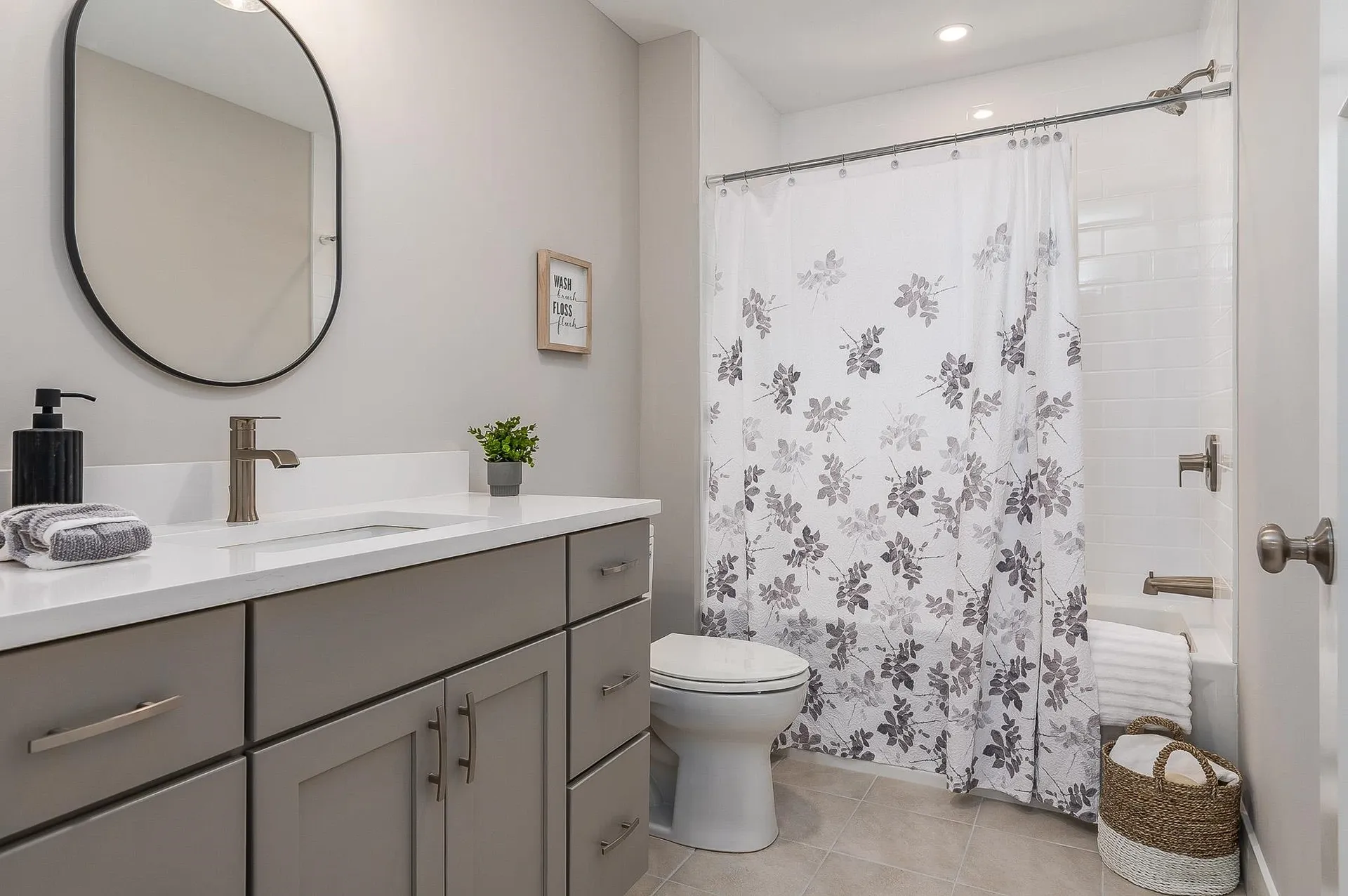 35 Eden Lane Portsmouth NH 03801