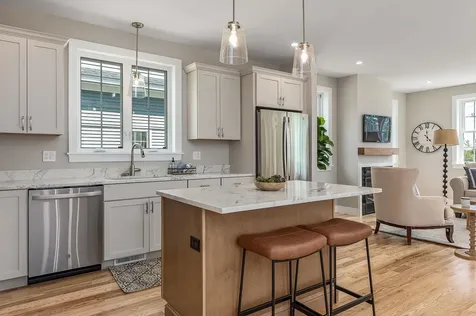 35 Eden Lane Portsmouth NH 03801