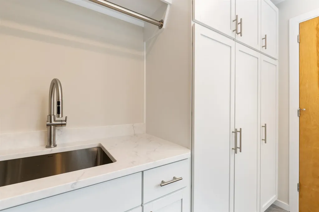 26 Low Road Hanover NH 03755