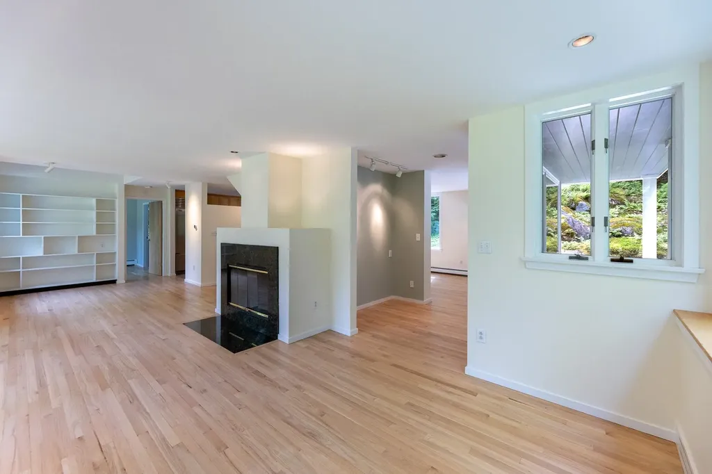 26 Low Road Hanover NH 03755