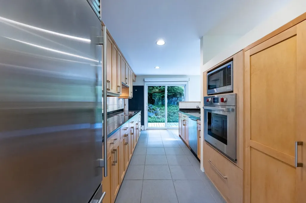 26 Low Road Hanover NH 03755