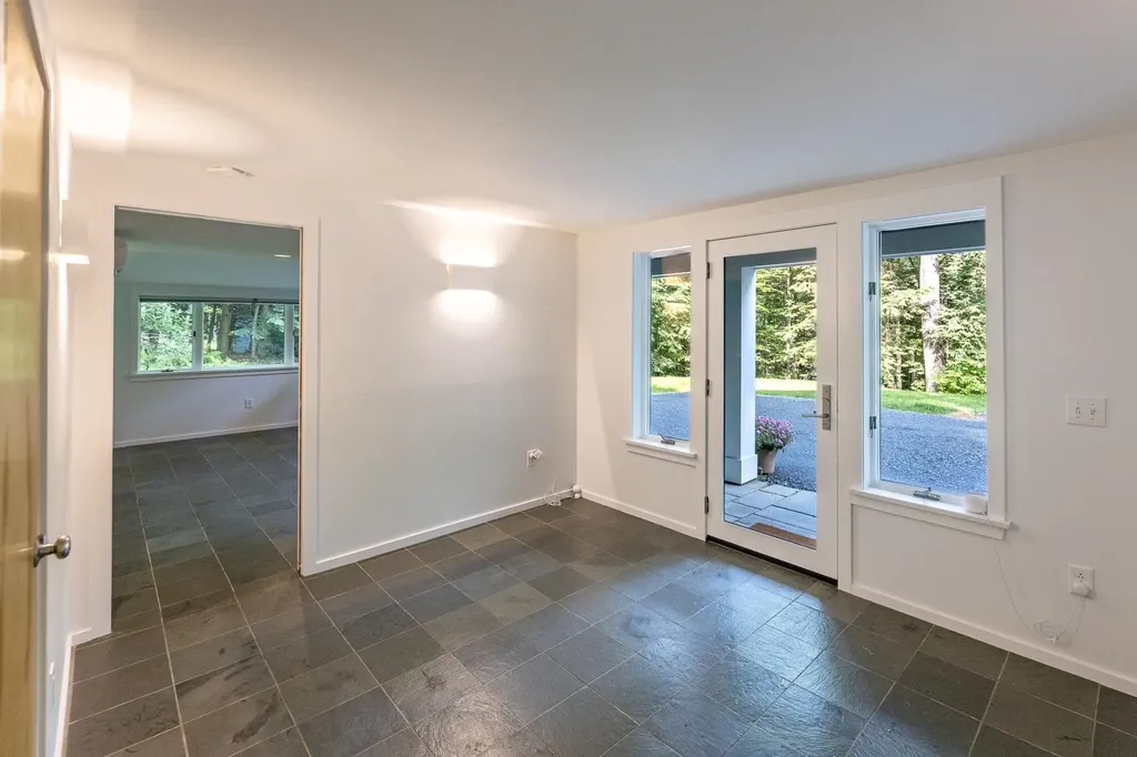 26 Low Road Hanover NH 03755