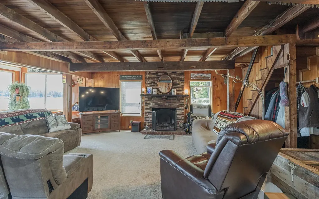 78 Colburn Lane Rindge NH 03461
