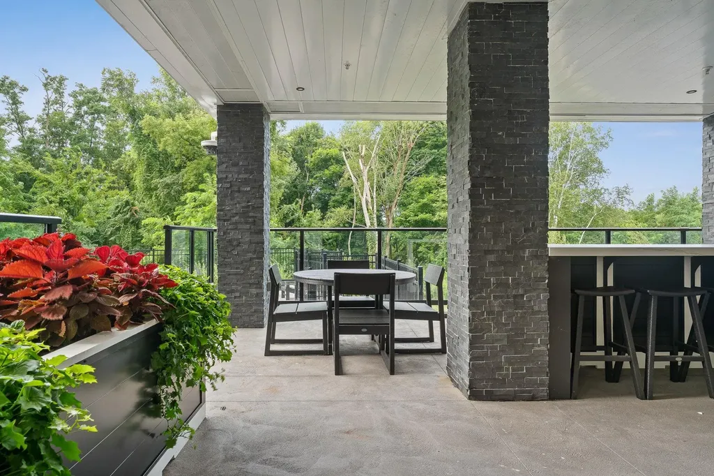 125 Cambrian Way Burlington VT 05401