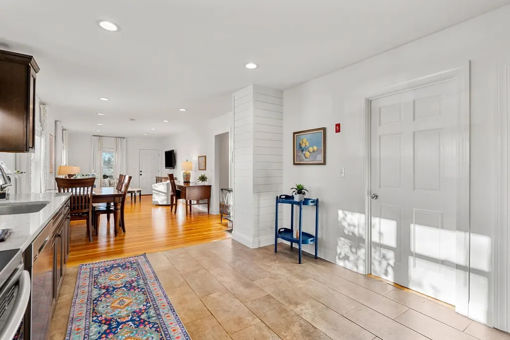 74 College Road Stratham NH 03885