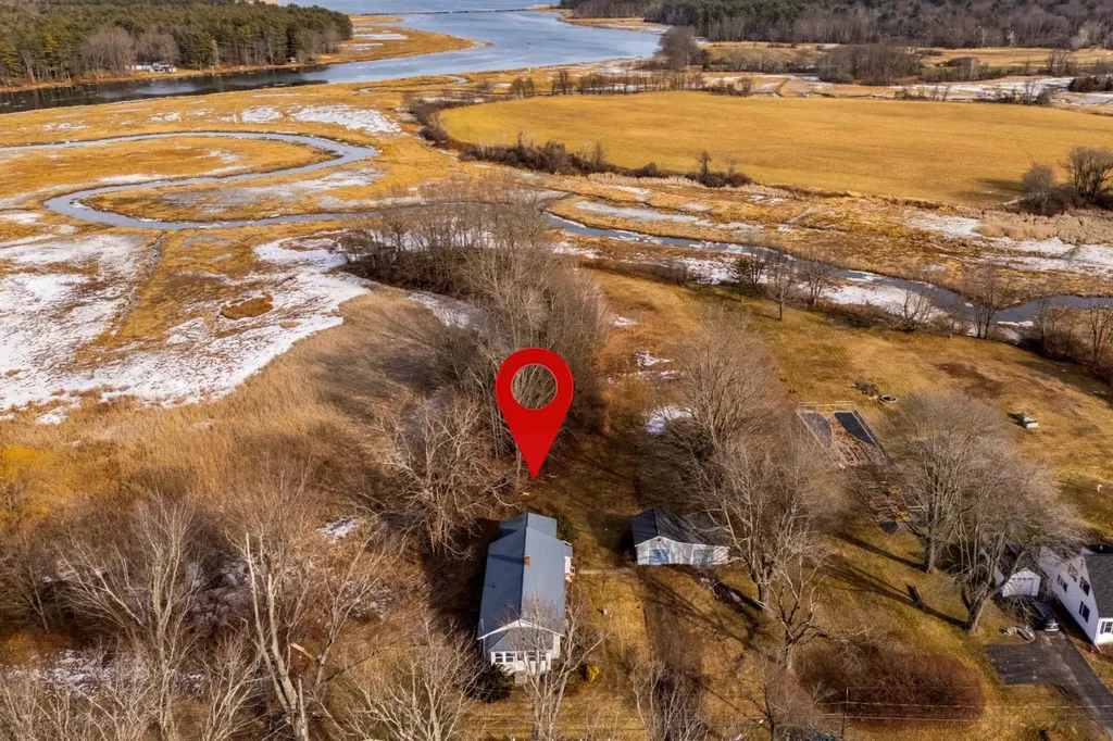 74 College Road Stratham NH 03885